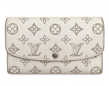 Louis Vuitton Mahina Portefeuille Iris Leather Bifold Long Wallet