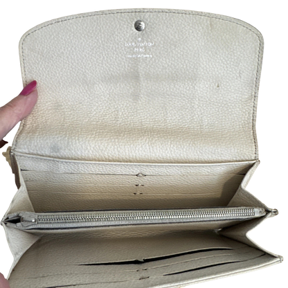 Louis Vuitton Mahina Portefeuille Iris Leather Bifold Long Wallet